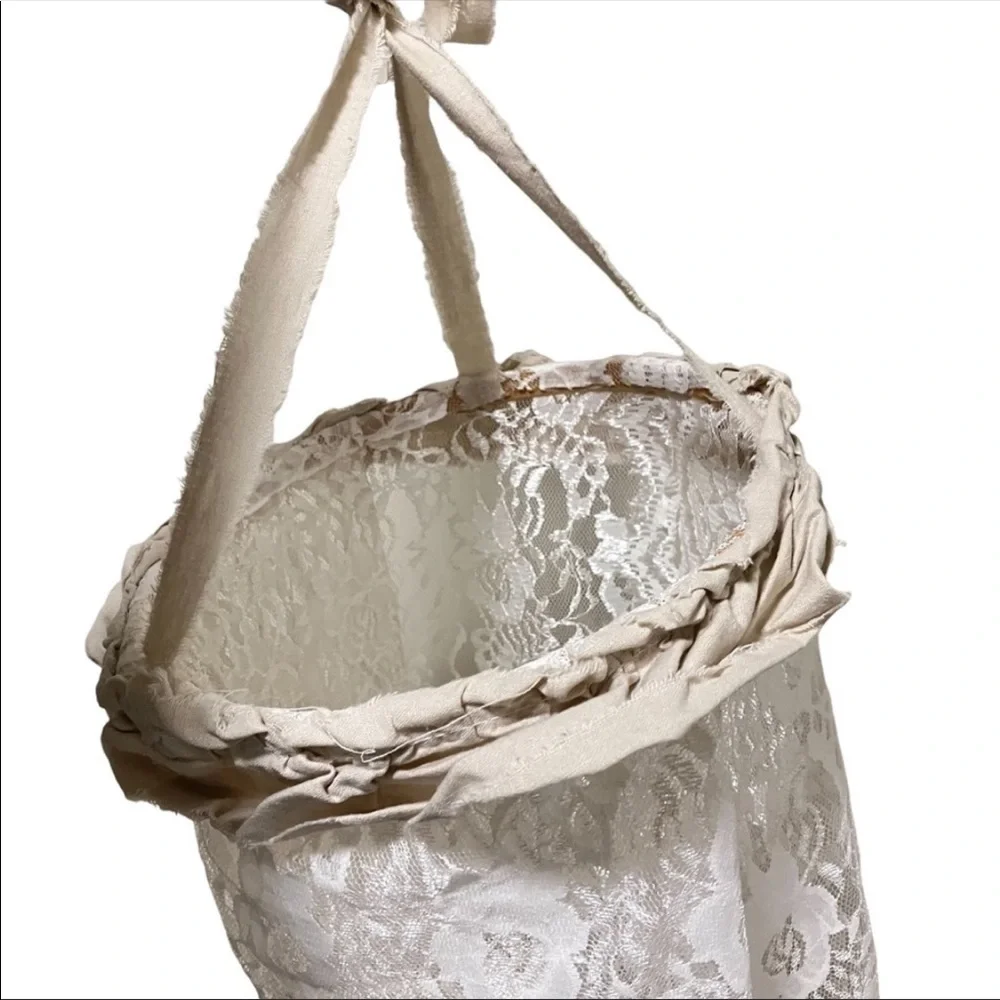 Newborn lace floral canopy photography prop  baby - Picture 2 of 6